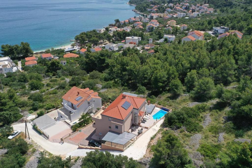 Apartments Panorama With Seasonal Pool Slatine Exterior photo
